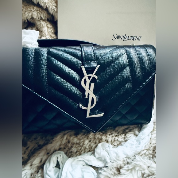 ENVELOPE SMALL IN QUILTED GRAIN DE POUDRE EMBOSSED LEATHER - Picture 6 of 13